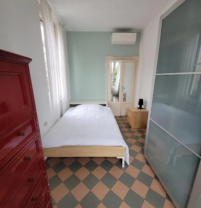 Trilocale in Villa signorile-1