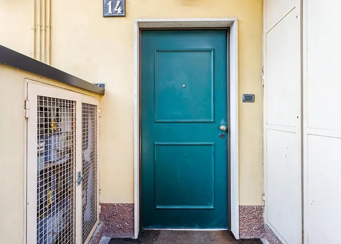 Unconventional Bnb Near Linate - Supreme Meme Loft
